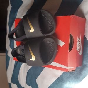 Nike toddler slides